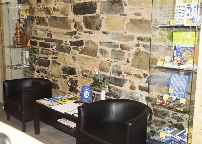 Hostel San Anton Melide